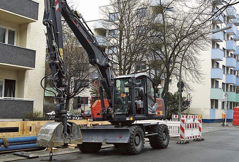 Mobilbagger im Einsatz in Berlin-Reinickendorf. (Foto: DBU/Heiko Metzger)