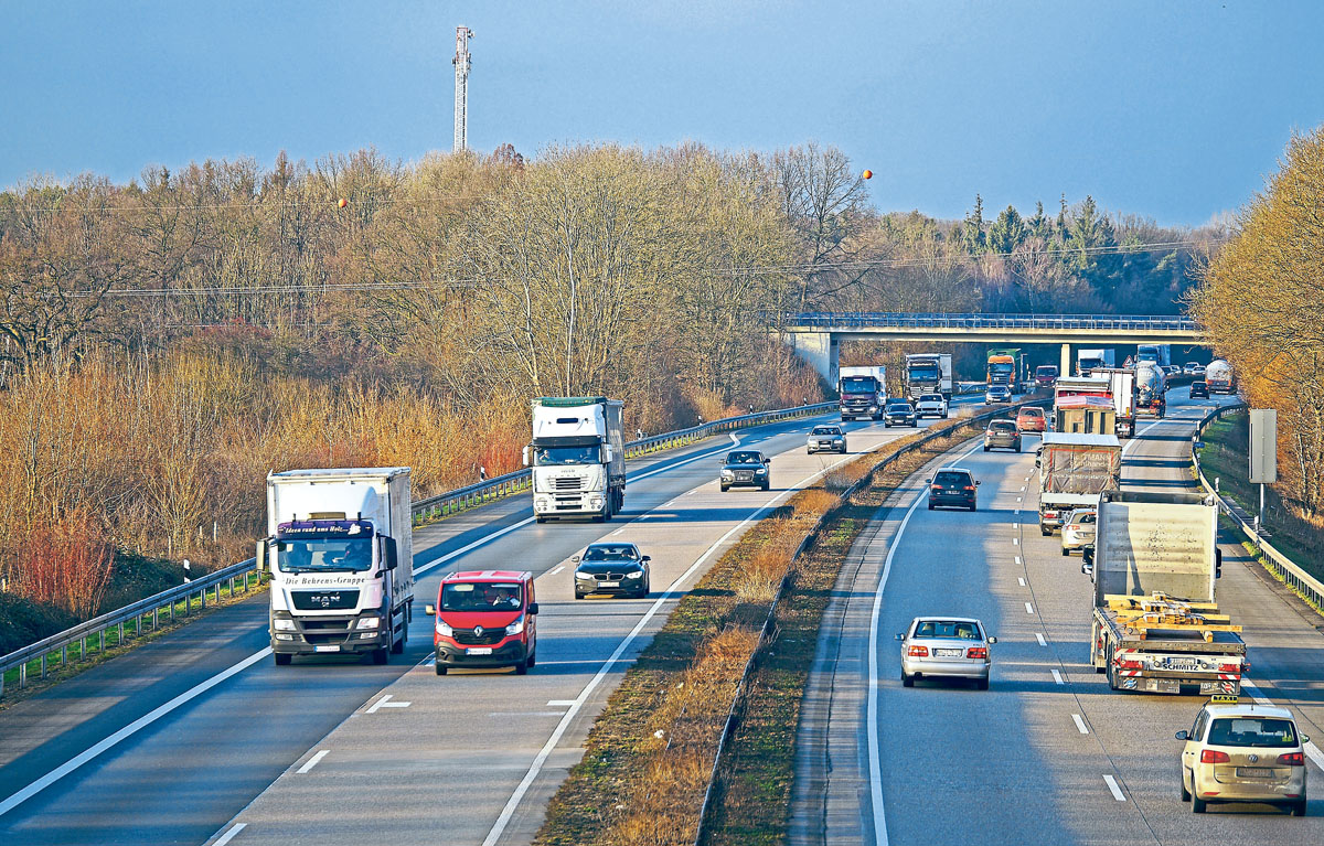 Etwa 600 Kilometer Autobahn werden  in den kommenden Jahren im Rahmen von ÖPP erneuert. (Foto: Pixabay)